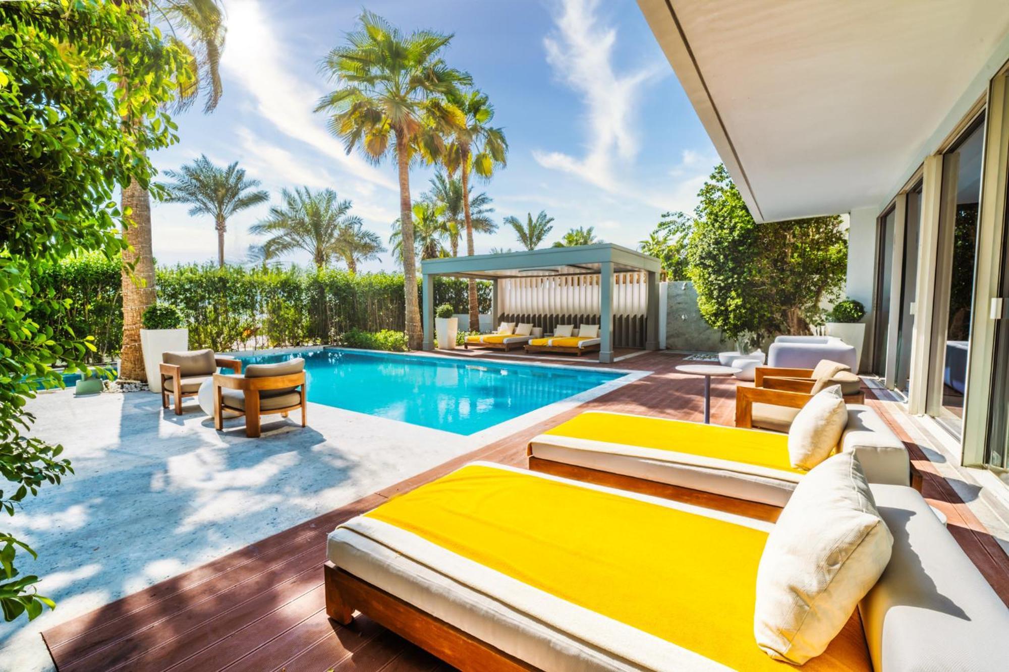 Five Palm Jumeirah Dubai Esterno foto The pool at the W Dubai - Jumeirah Lakes Towers