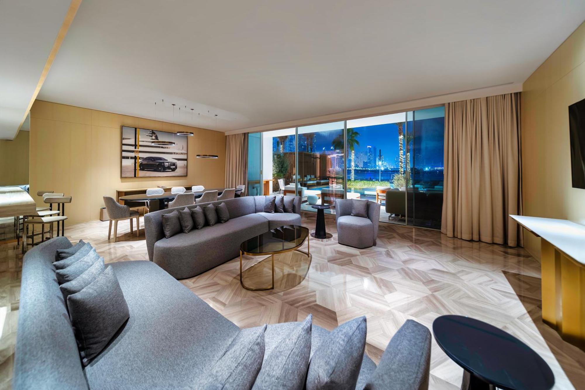 Five Palm Jumeirah Dubai Esterno foto A suite at the hotel