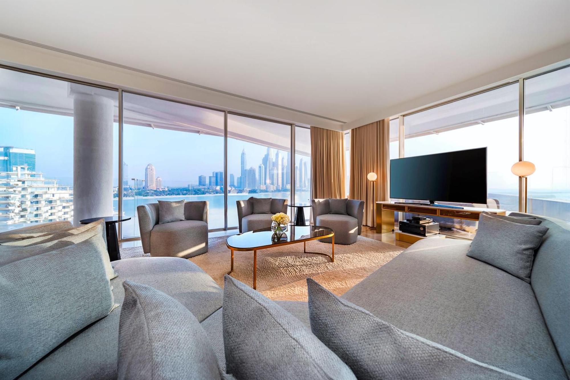 Five Palm Jumeirah Dubai Esterno foto A suite at the hotel