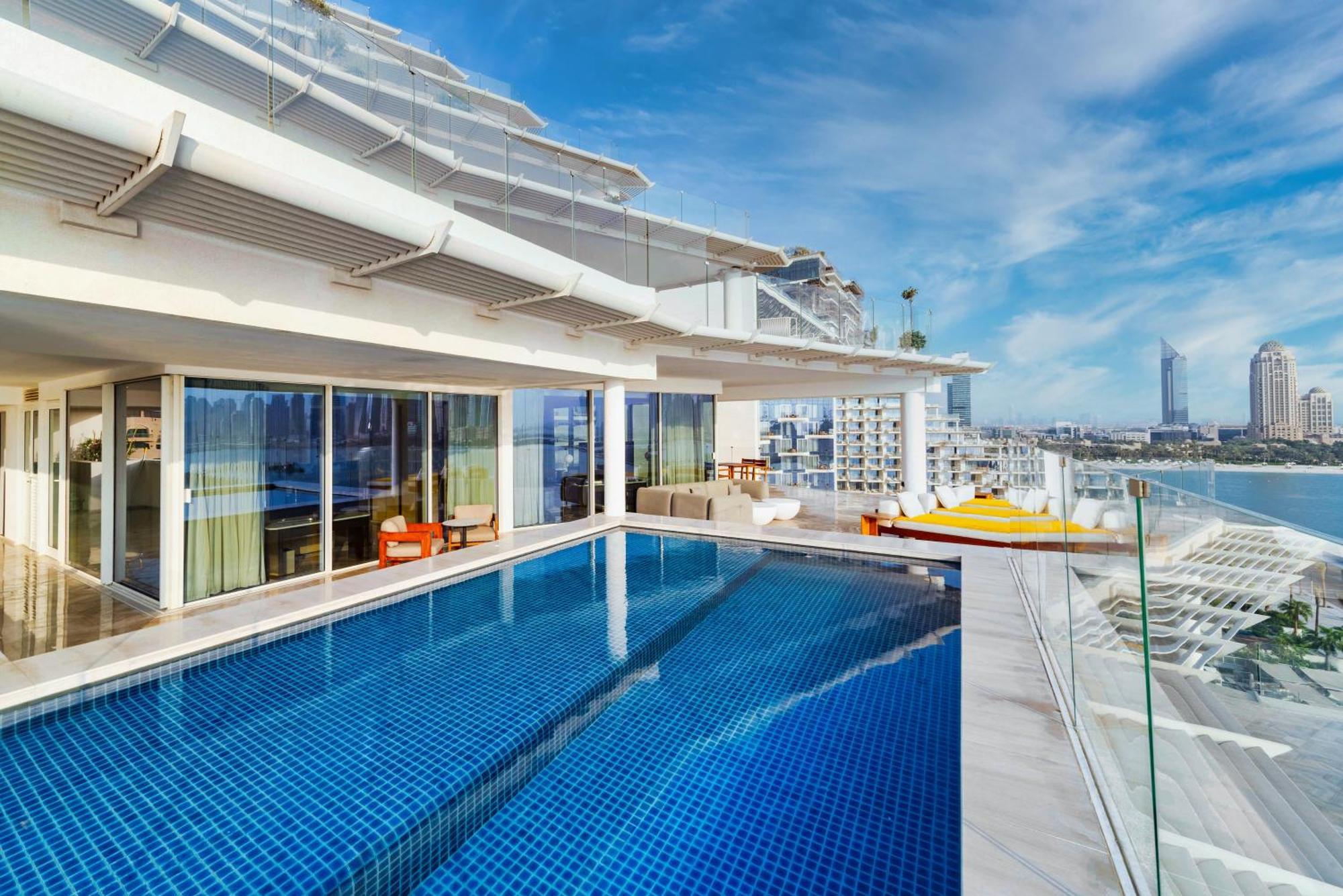 Five Palm Jumeirah Dubai Esterno foto The pool at the W Brisbane