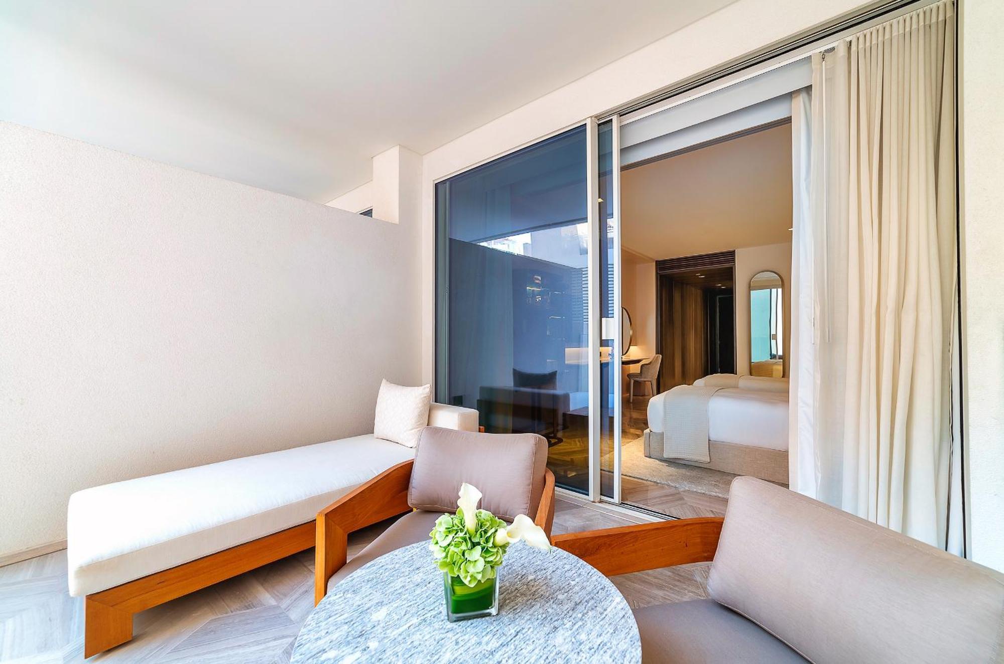 Five Palm Jumeirah Dubai Esterno foto A room at the hotel